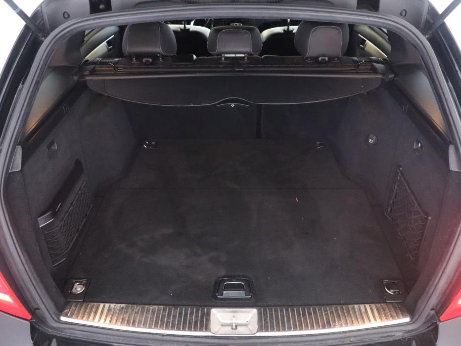 MERCEDES-BENZ C 2013