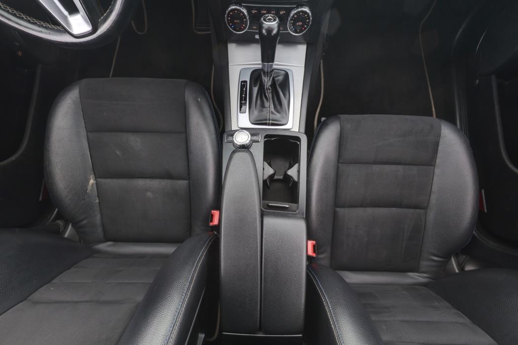 MERCEDES-BENZ C 2013