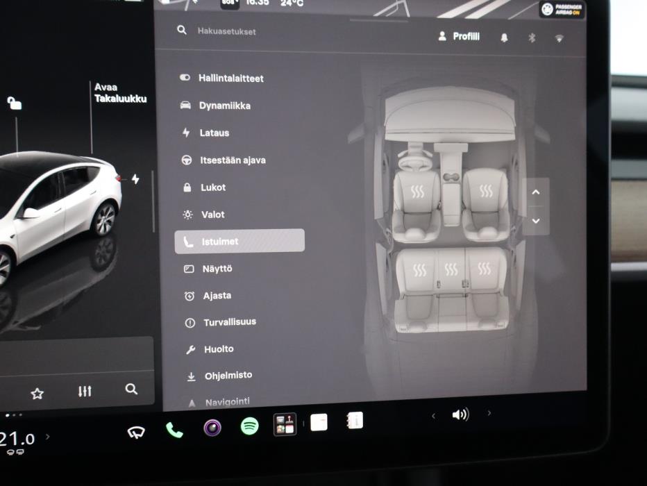 TESLA Model Y 2023
