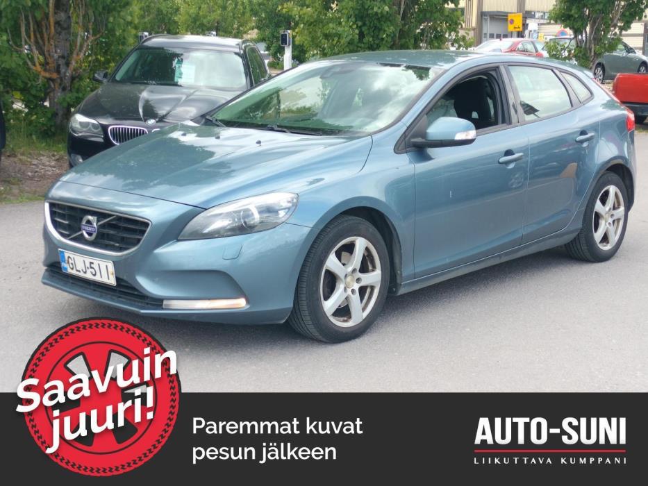 VOLVO V40 2014