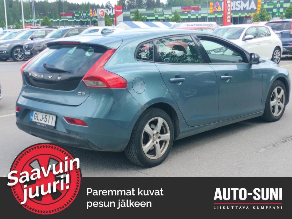 VOLVO V40 2014