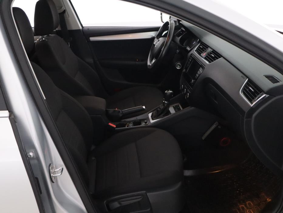 SKODA Octavia 2016
