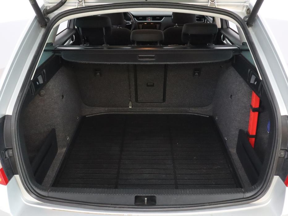 SKODA Octavia 2016
