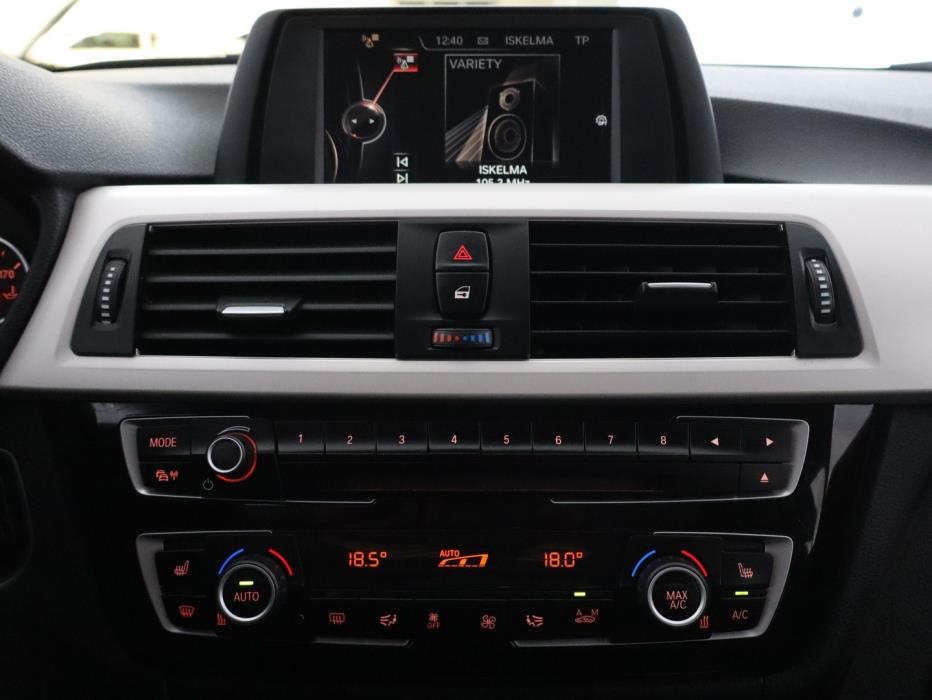 BMW 320 2016