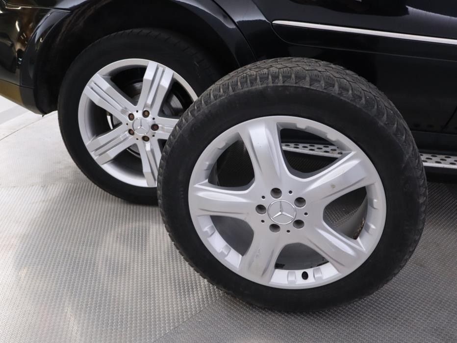 MERCEDES-BENZ ML 2007