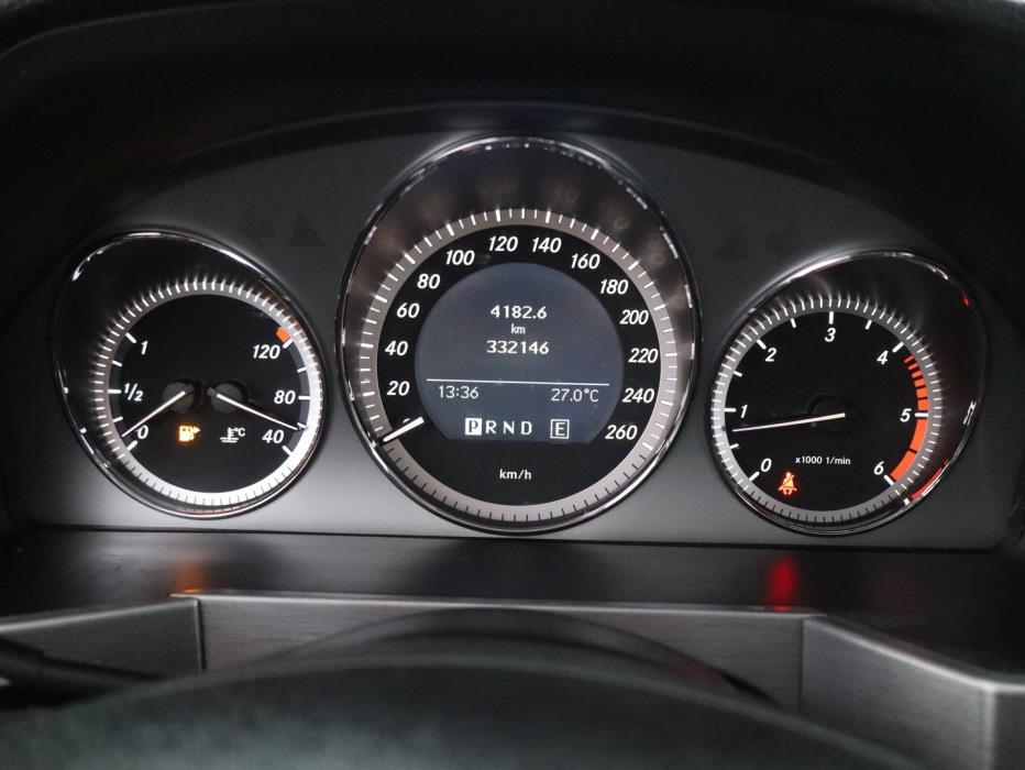 MERCEDES-BENZ GLK 2010