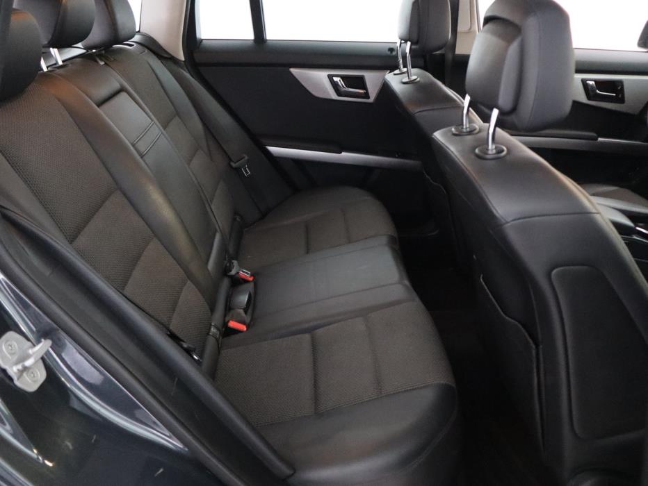 MERCEDES-BENZ GLK 2010