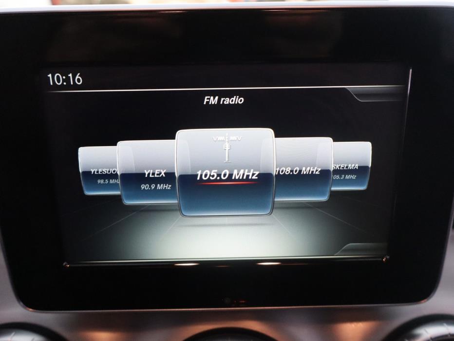 MERCEDES-BENZ CLA 2015
