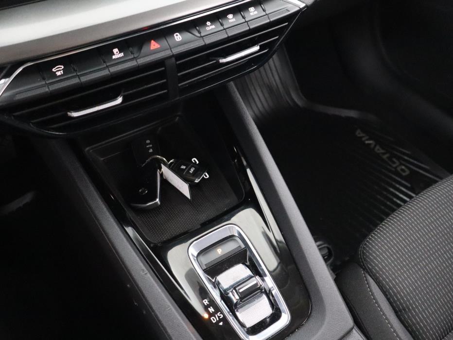 SKODA Octavia 2022