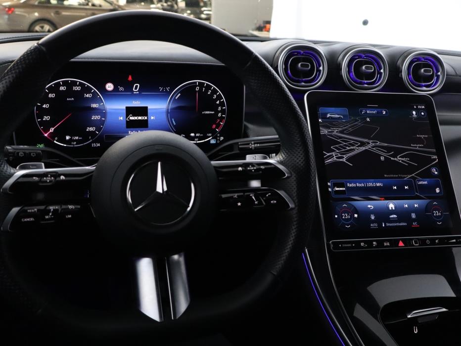 MERCEDES-BENZ GLC 2023