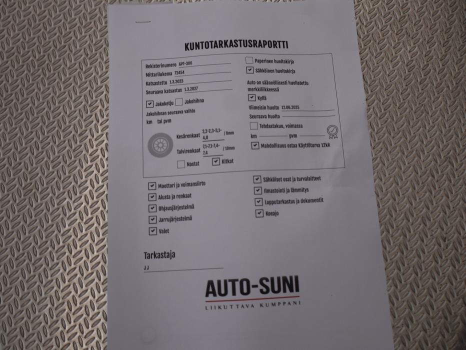 MERCEDES-BENZ GLC 2023