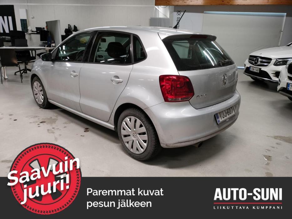 VOLKSWAGEN Polo 2010
