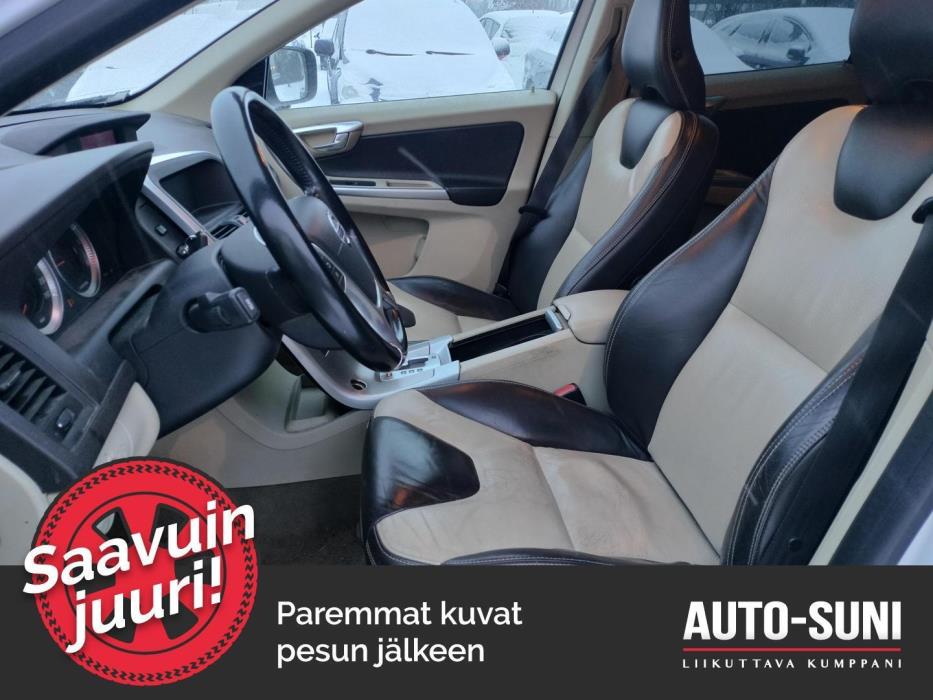 VOLVO XC60 2010