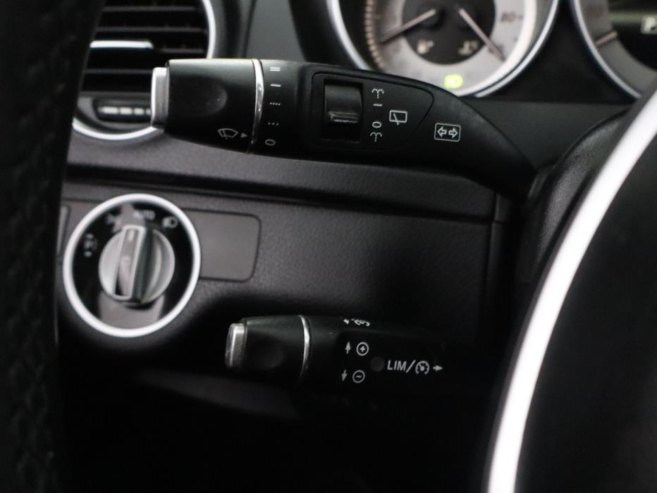 MERCEDES-BENZ C 2013