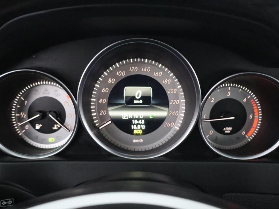 MERCEDES-BENZ C 2013