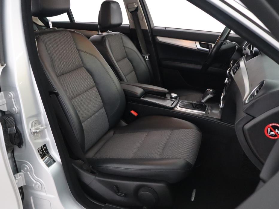 MERCEDES-BENZ C 2013