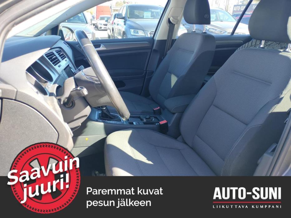 VOLKSWAGEN Golf 2013