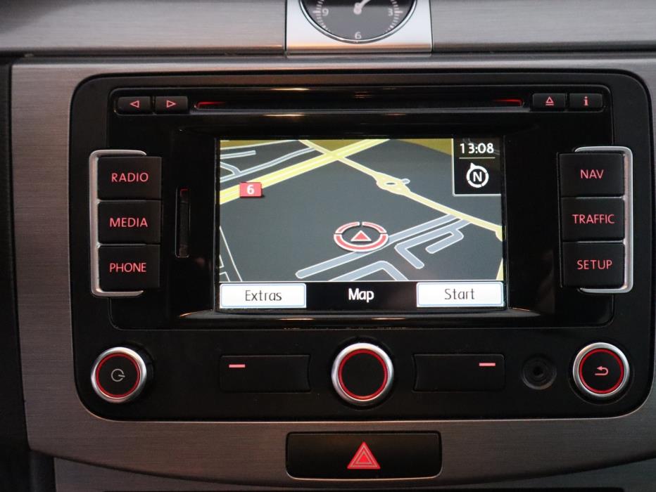 VOLKSWAGEN Passat 2014