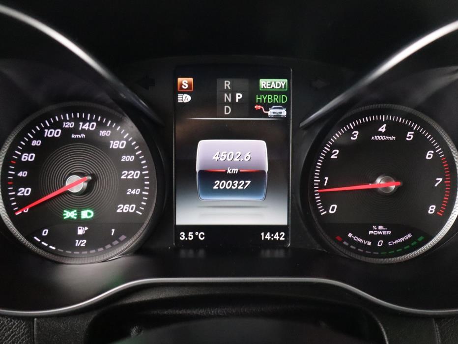 MERCEDES-BENZ GLC 2017