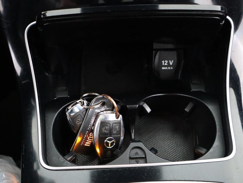 MERCEDES-BENZ GLC 2017