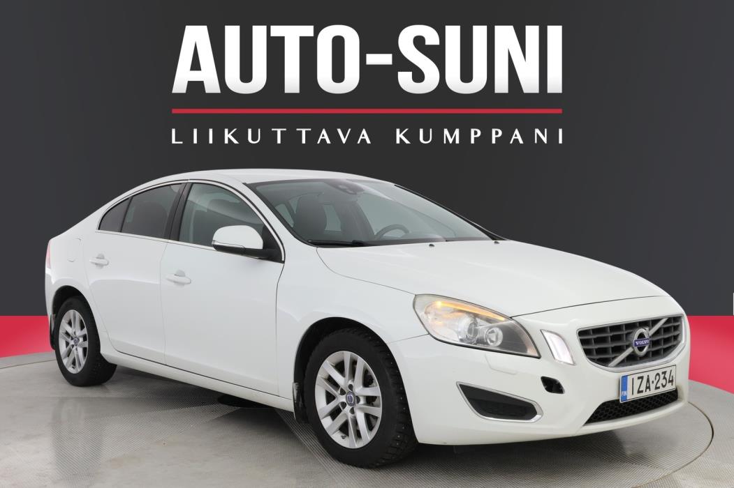 VOLVO S60 2011