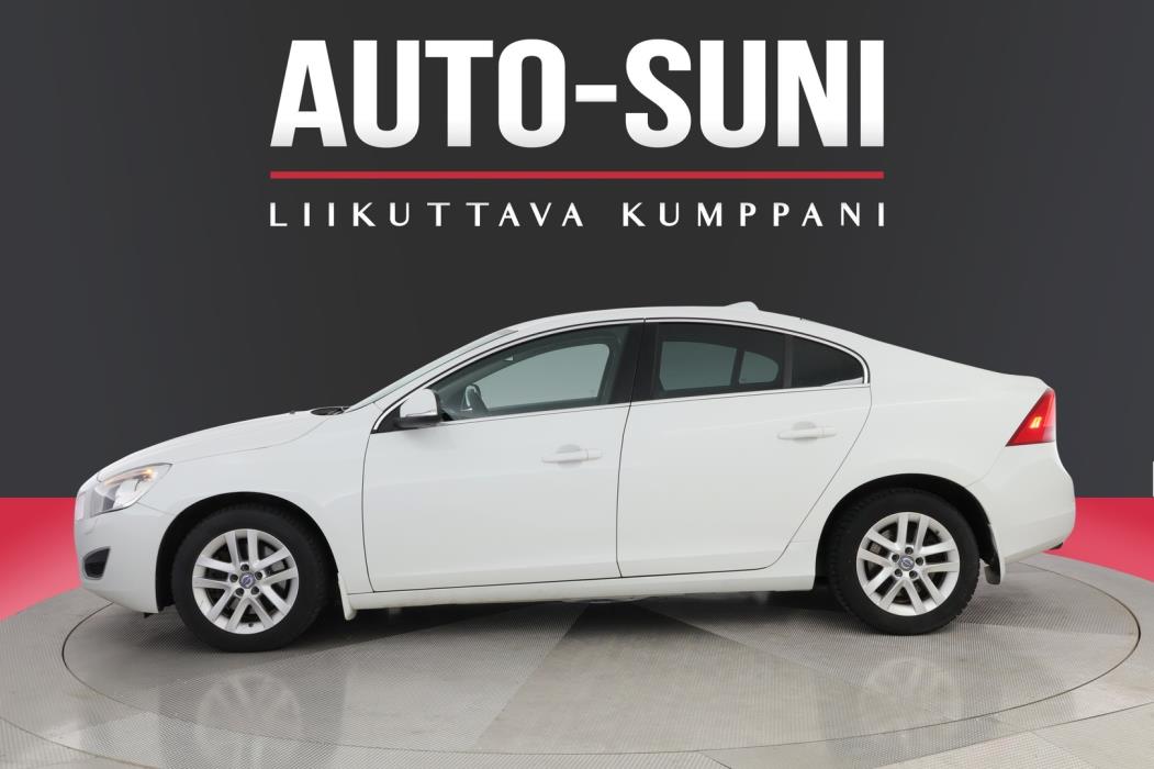 VOLVO S60 2011