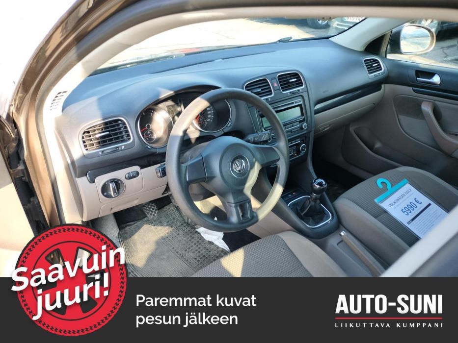 VOLKSWAGEN Golf 2011