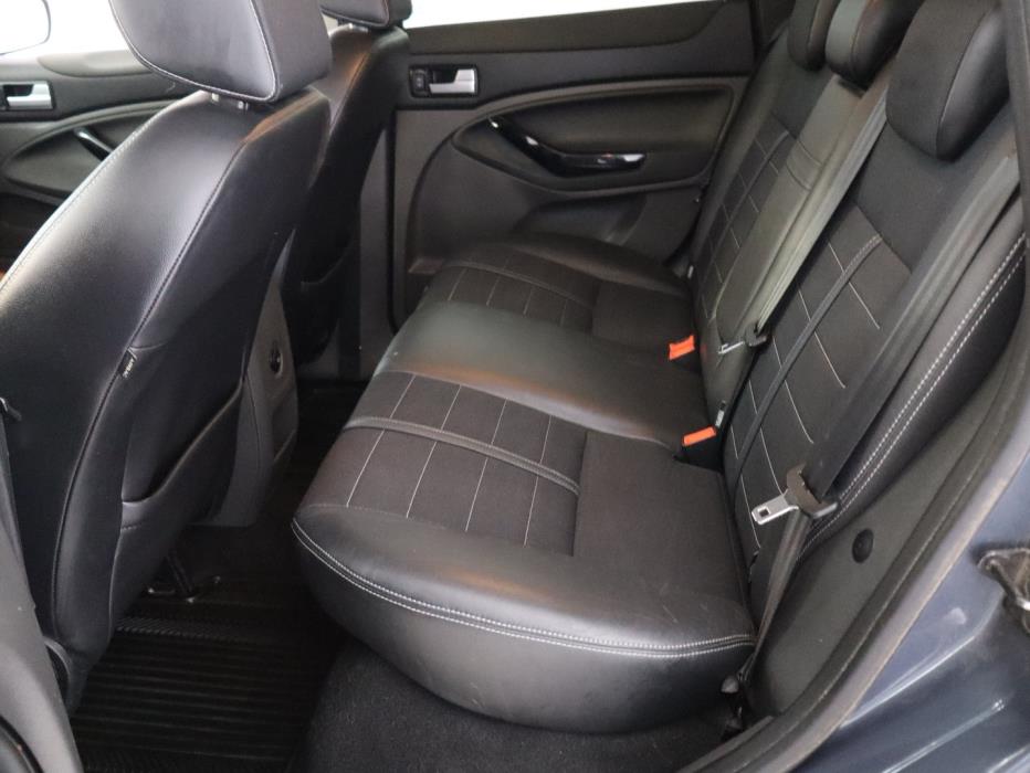 FORD Kuga 2012