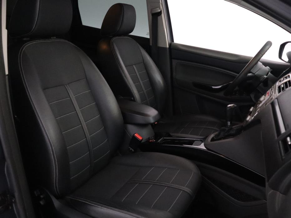FORD Kuga 2012