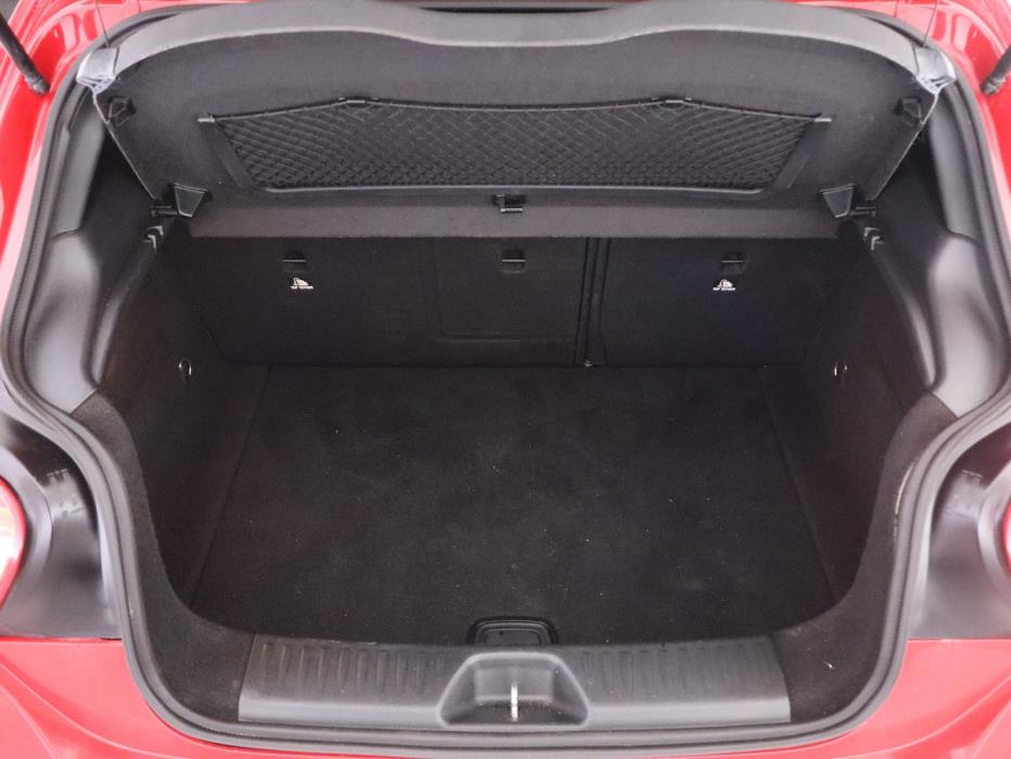 MERCEDES-BENZ A 2014