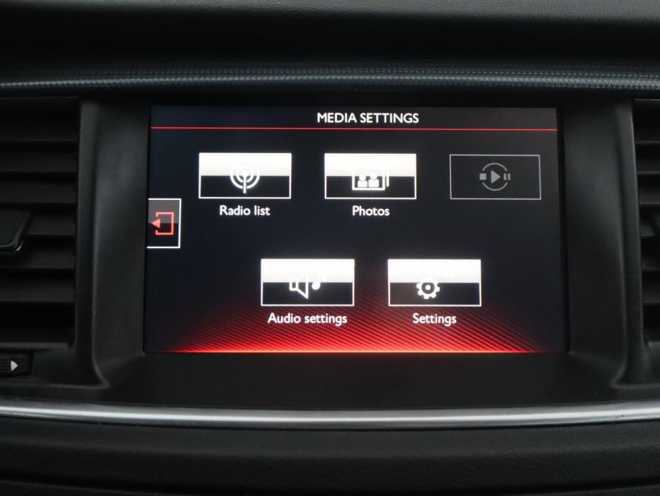 PEUGEOT 508 2015
