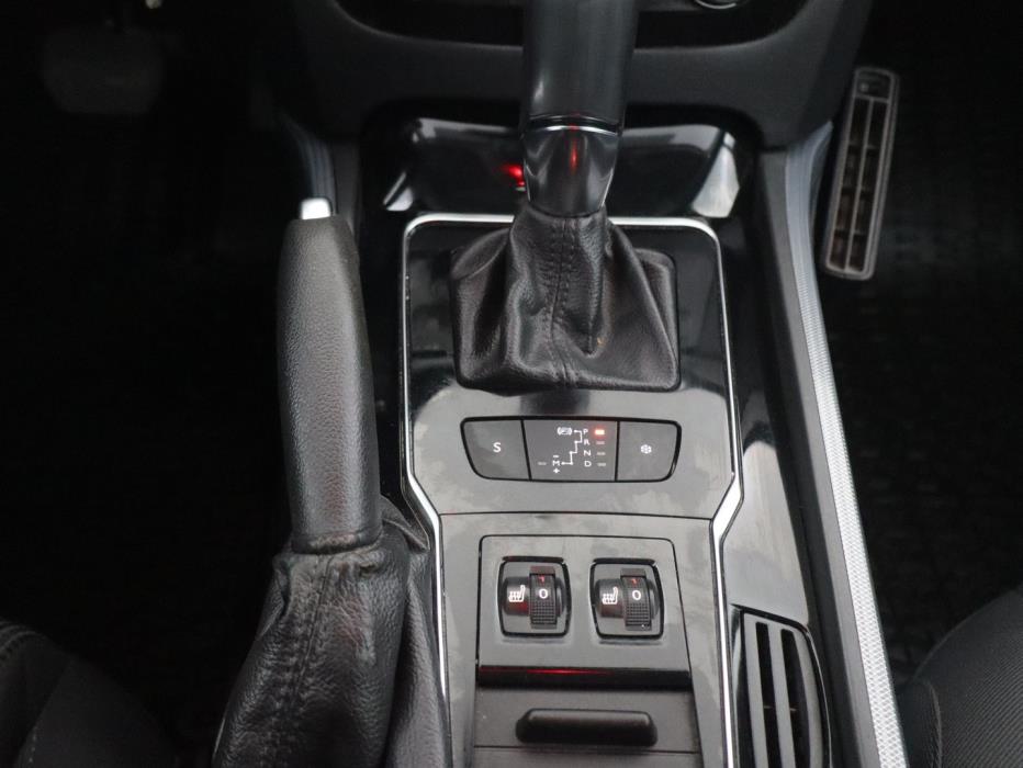 PEUGEOT 508 2015