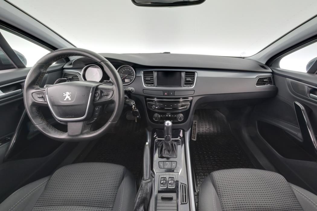 PEUGEOT 508 2015