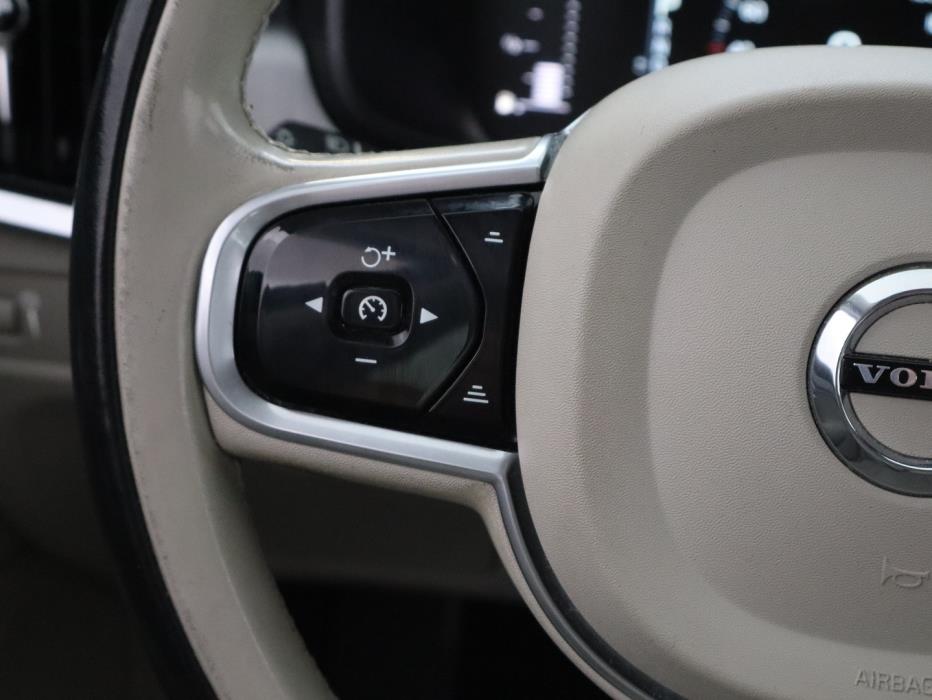 VOLVO V90 2017