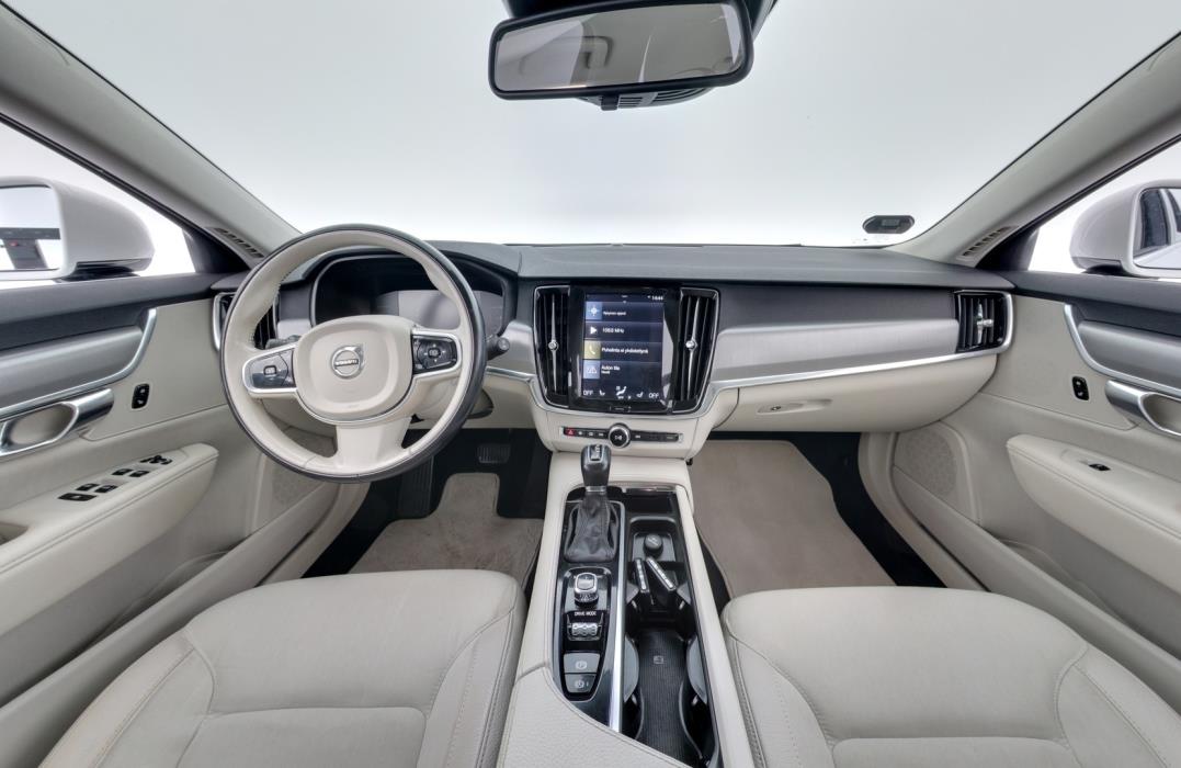 VOLVO V90 2017