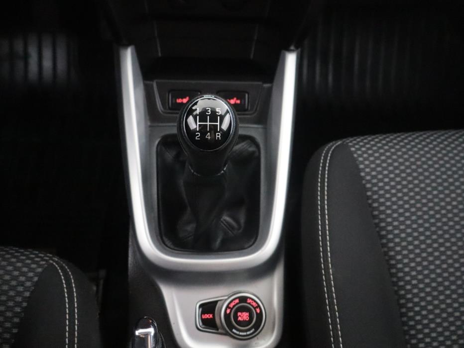 SUZUKI Vitara 2015