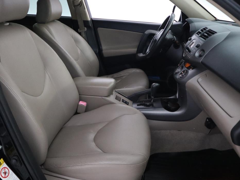 TOYOTA RAV4 2006