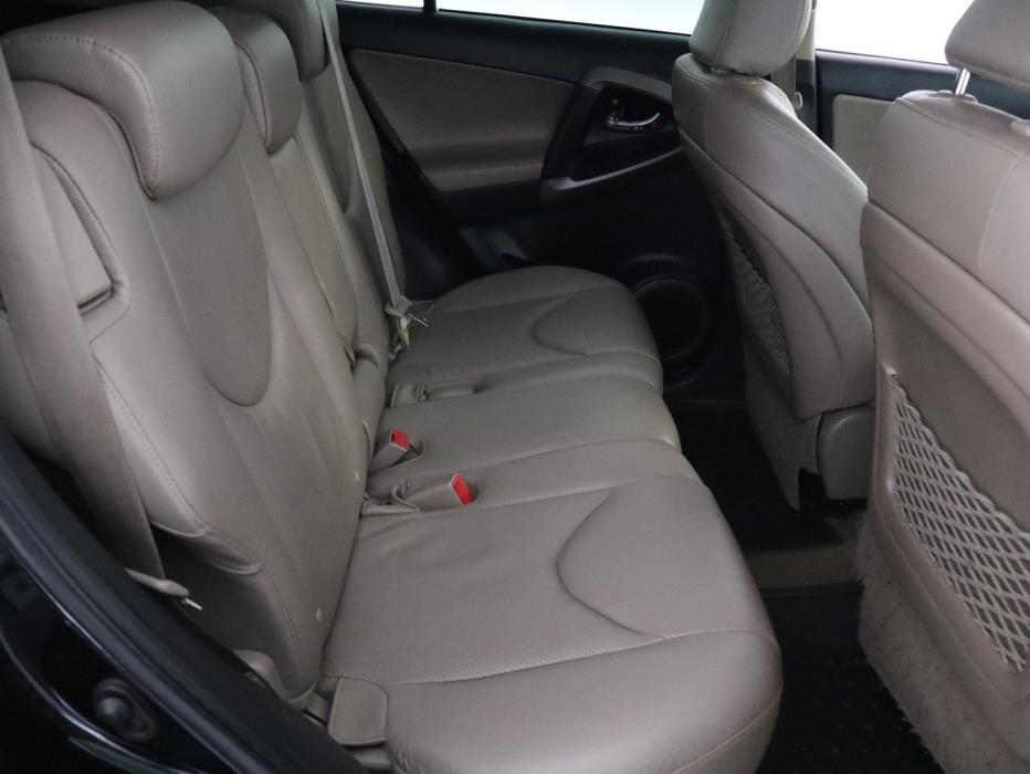 TOYOTA RAV4 2006