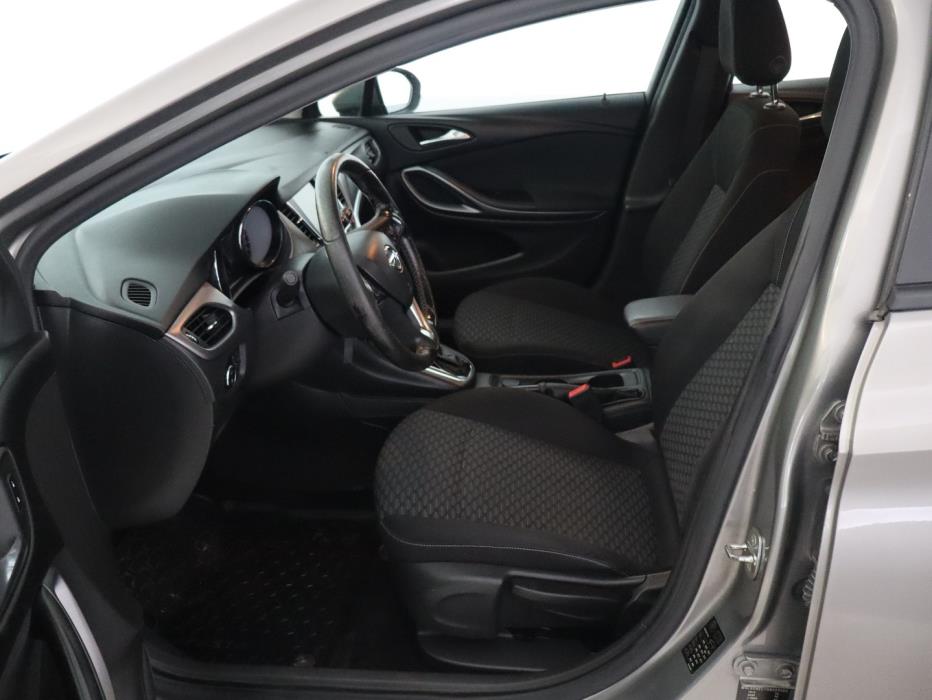 OPEL Astra 2017