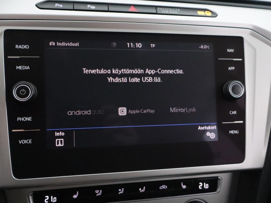 VOLKSWAGEN Passat 2019