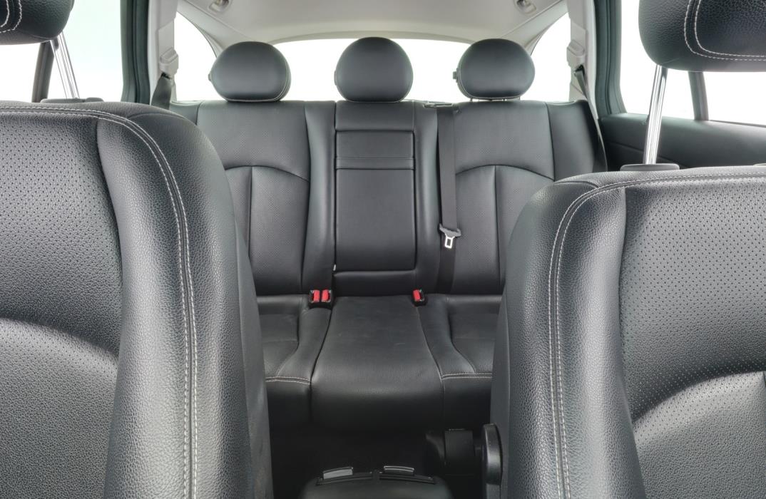 MERCEDES-BENZ E 2007