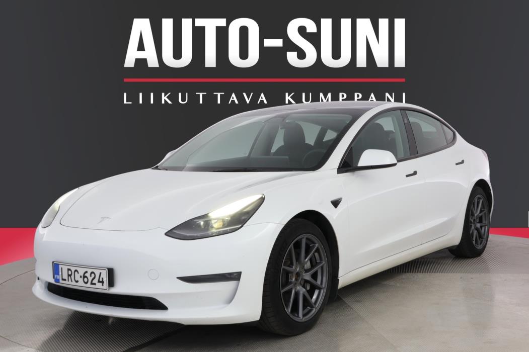 TESLA Model 3 2021