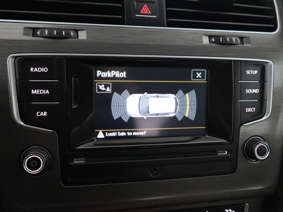 VOLKSWAGEN Golf 2013