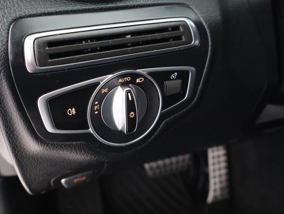 MERCEDES-BENZ C 2018