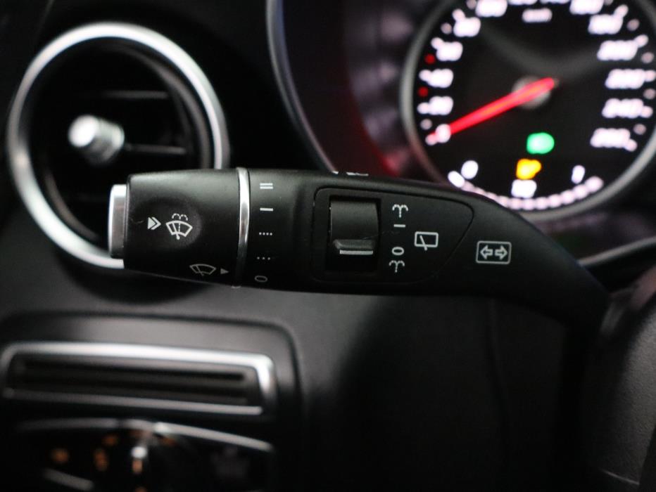 MERCEDES-BENZ C 2018