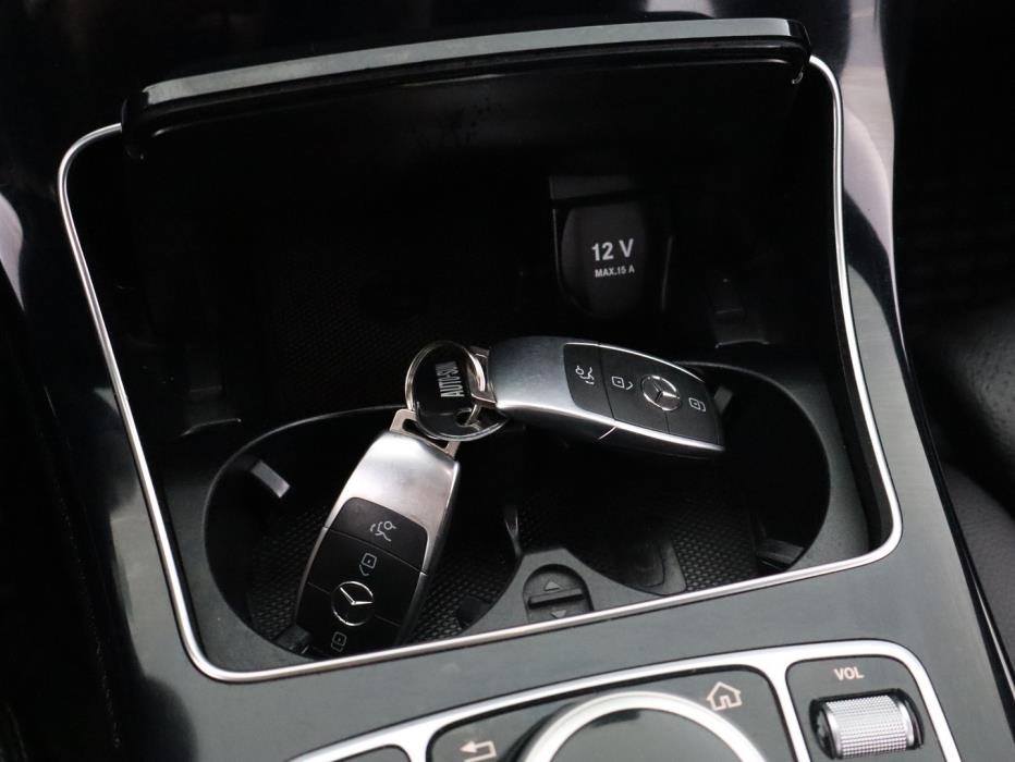 MERCEDES-BENZ C 2018