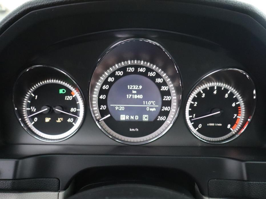 MERCEDES-BENZ C 2009