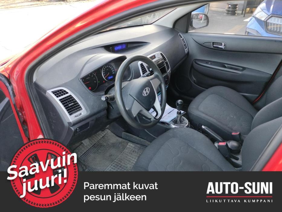 HYUNDAI i20 2010