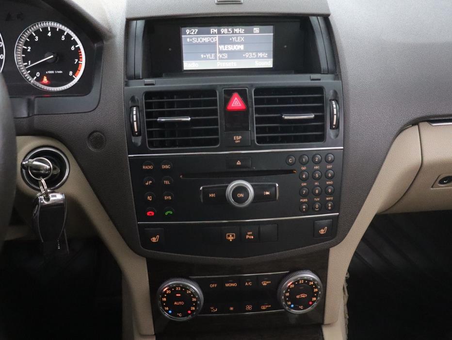 MERCEDES-BENZ C 2008