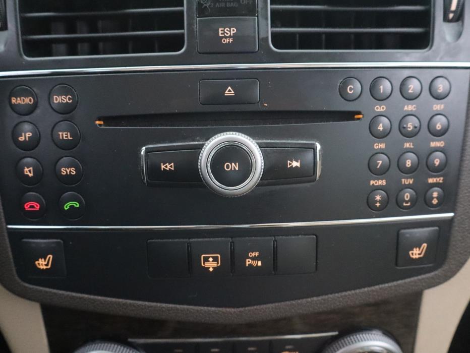 MERCEDES-BENZ C 2008